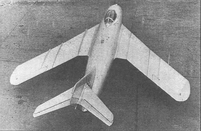 MiGKB60Y007.jpg
