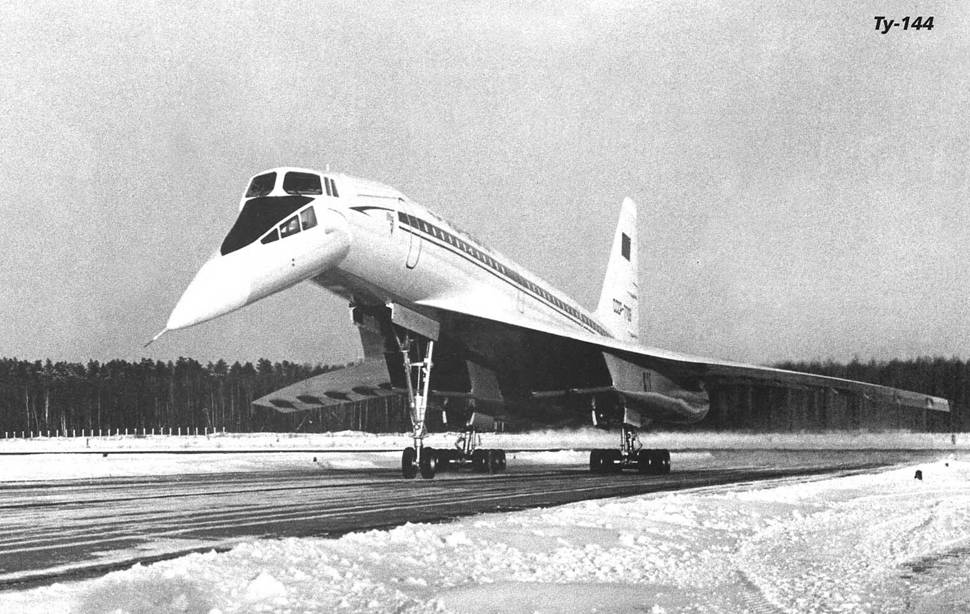 Ту-144