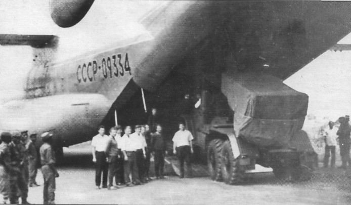 12VTAD027.jpg