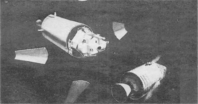 APo11016.jpg