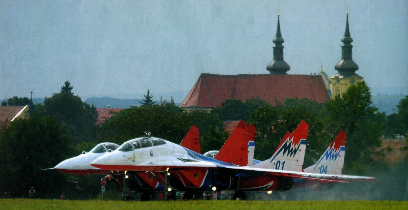 CIAF2005015.jpg