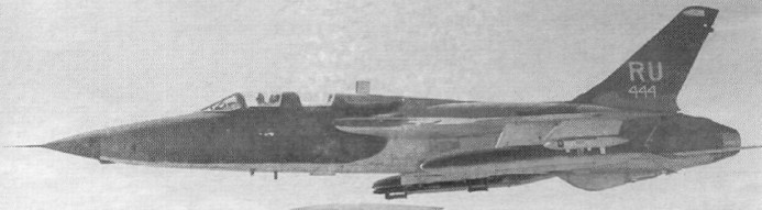 F-105048.jpg