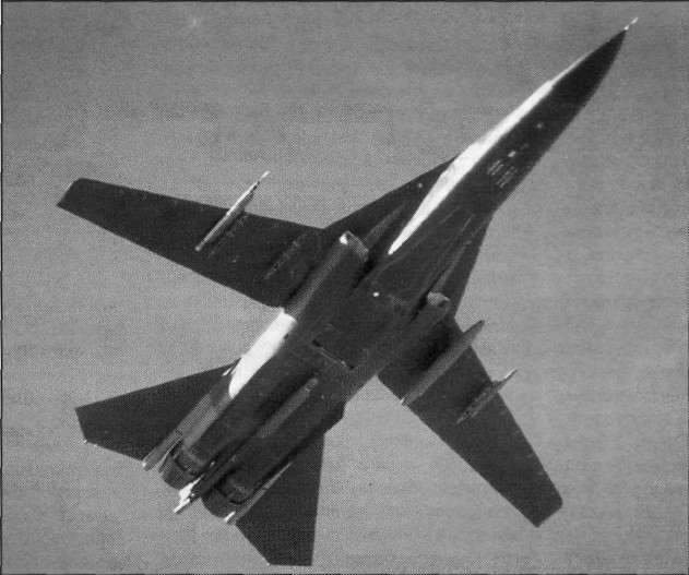 F-111080.jpg