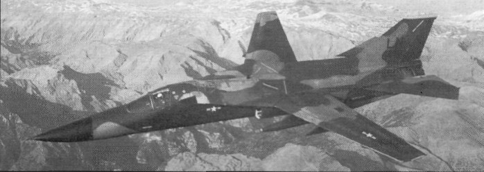 F-111082.jpg