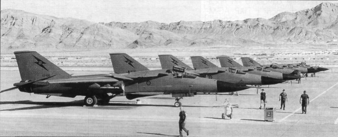 F-111090.jpg