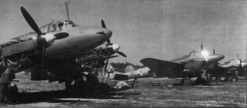 Pe-2125.jpg