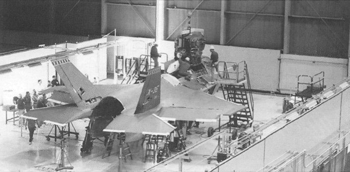 F-35010.jpg