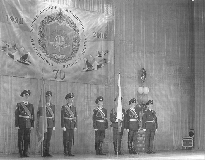 KraLUY70003.jpg