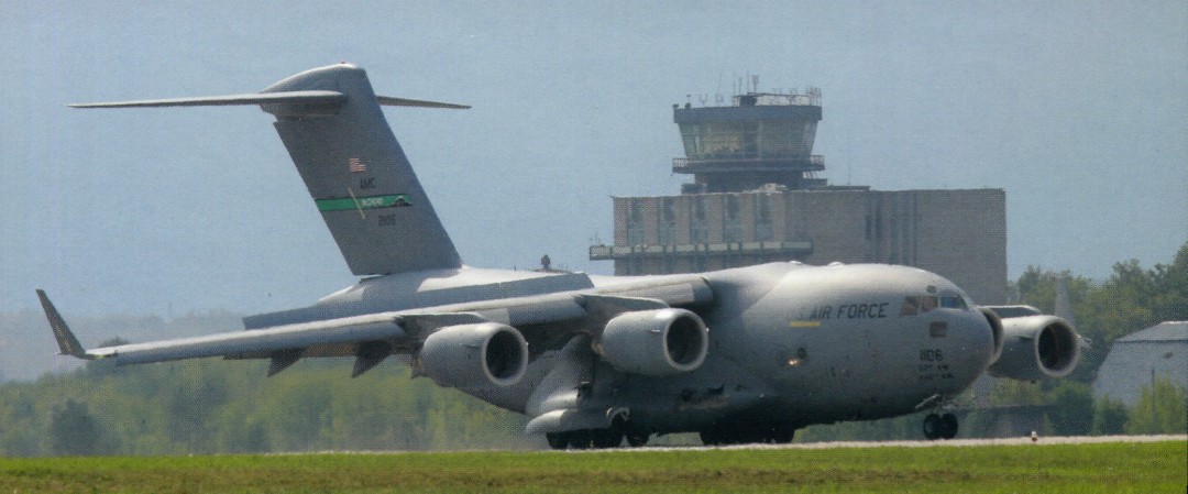 MAKS07AI044.jpg