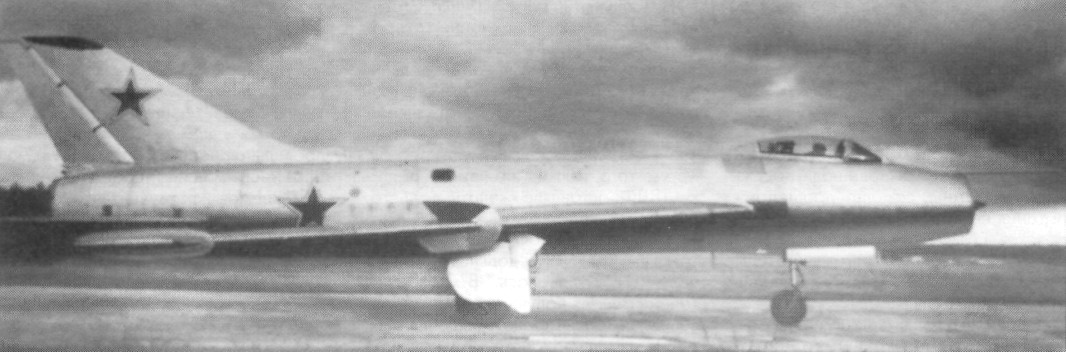 Su-7B007.jpg