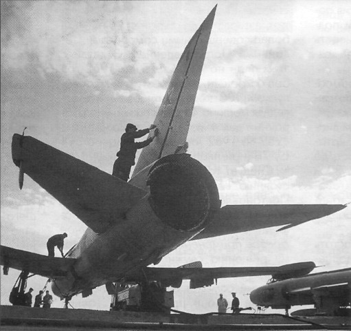 Su-7B037.jpg