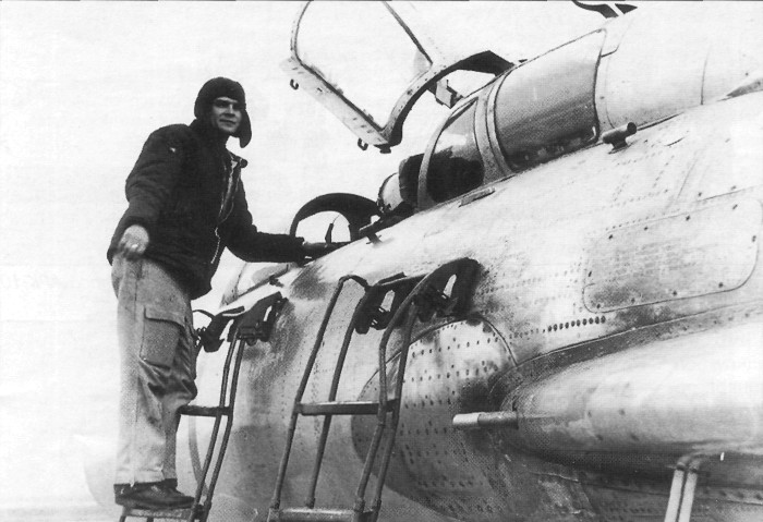 Su-7B089.jpg