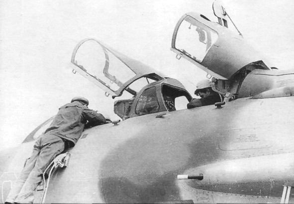 Su-7B096.jpg