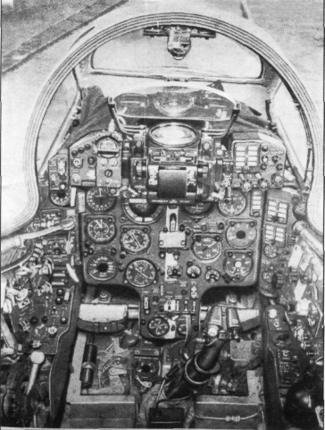 Su-7B097.jpg