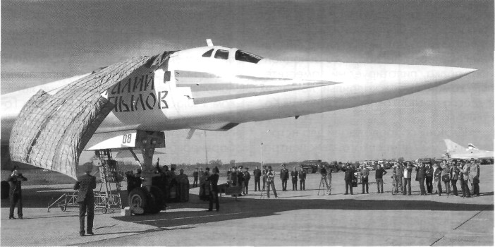 Tu160Kop001.jpg