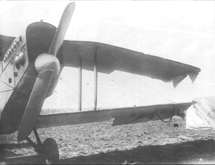 R1plane019.jpg