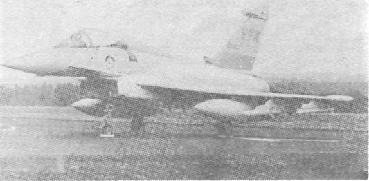EF200004.jpg