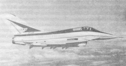 EF200007.jpg