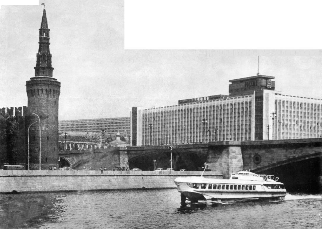 AvEkr033.jpg