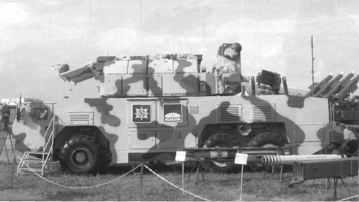 MAKS7014.jpg