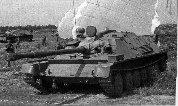 BMD-1018.jpg