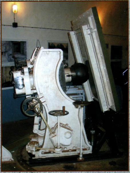 MuMag083.jpg