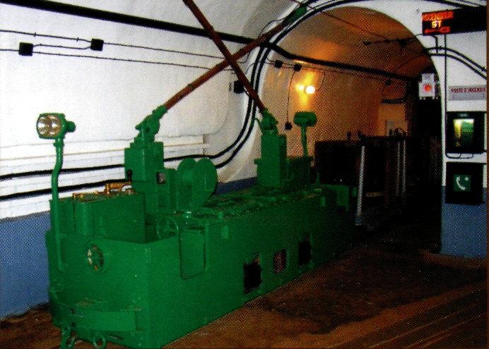 MuMag085.jpg