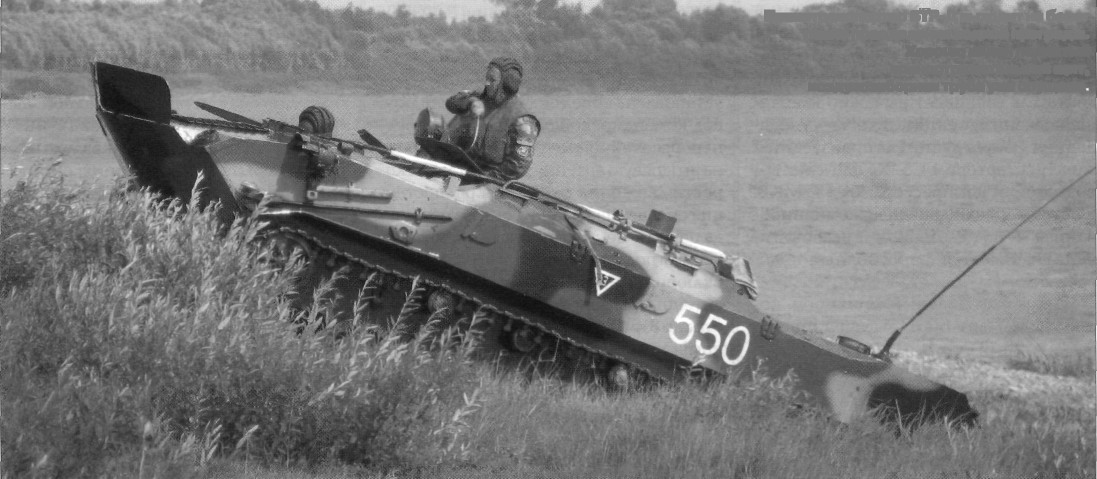 PzVDV272.jpg