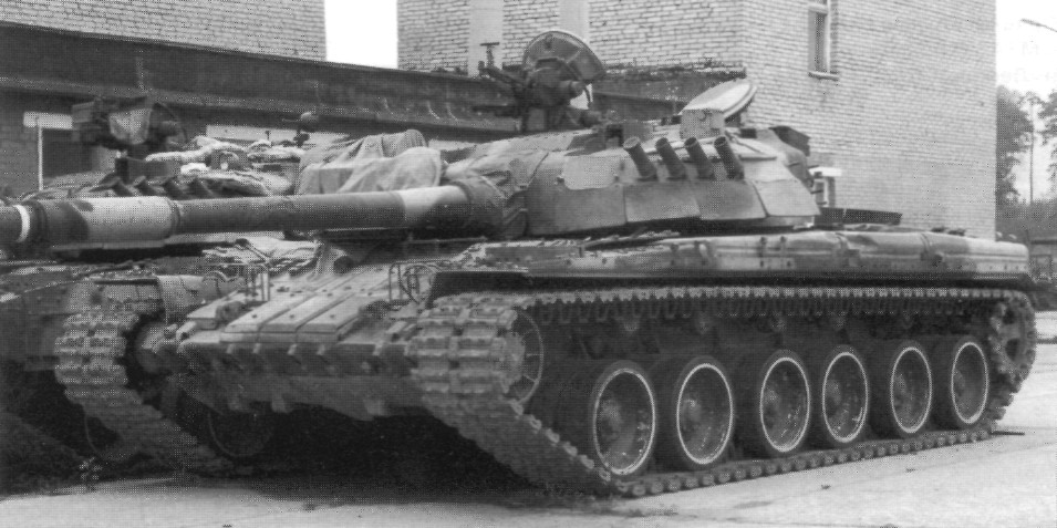 T80Dz037.jpg