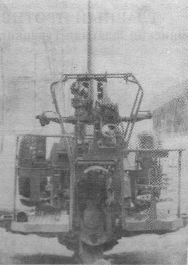 AAavt051.jpg