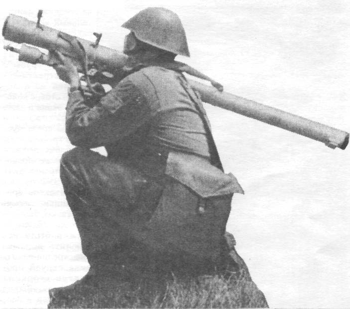 ZRKSV180.jpg